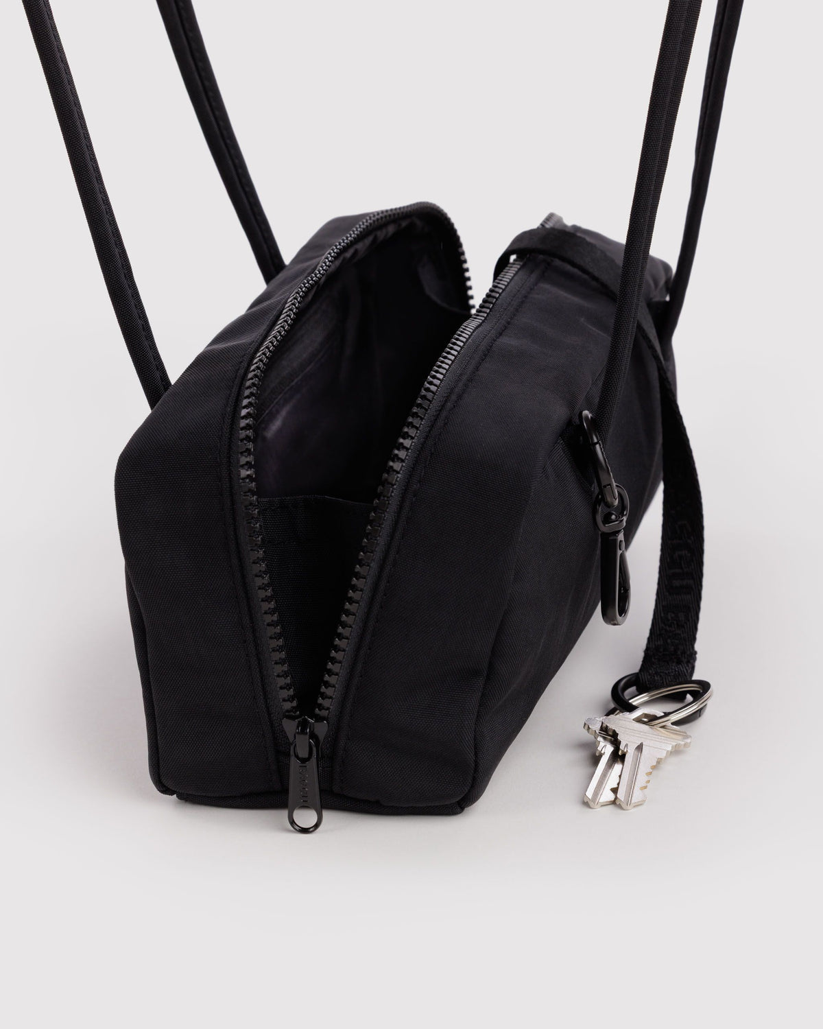 SMALL NYLON BOWLER BAG