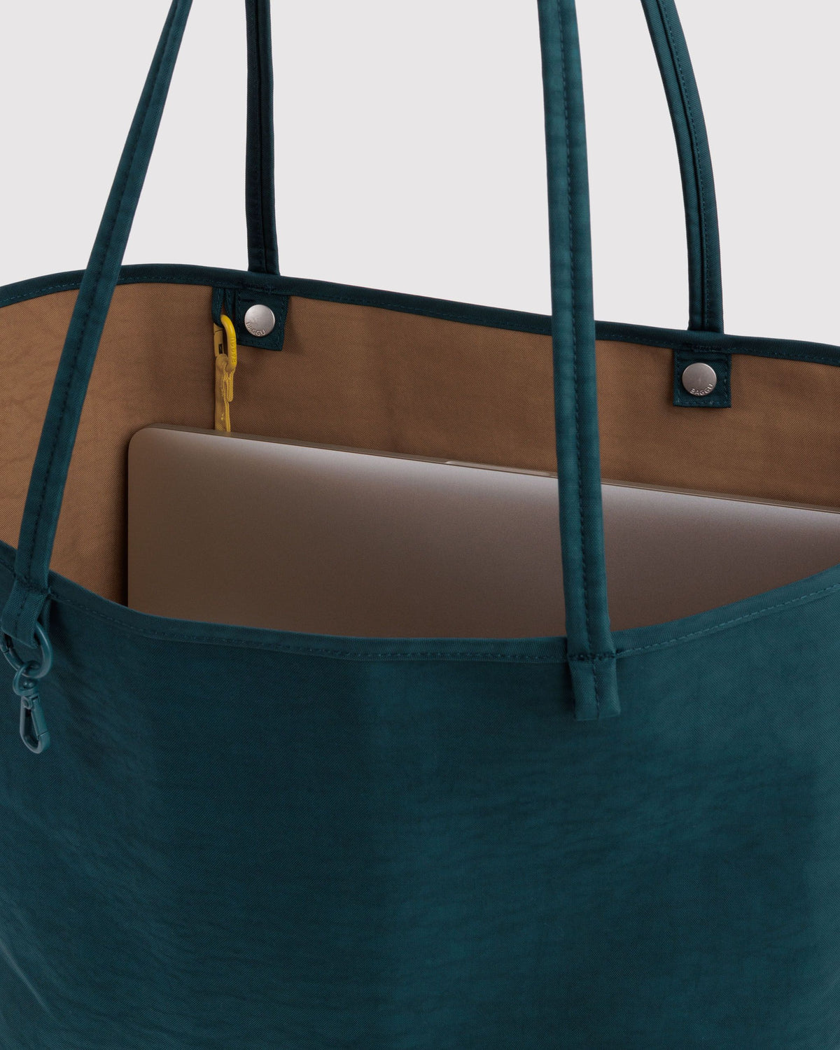LARGE NYLON REVERSIBLE TOTE