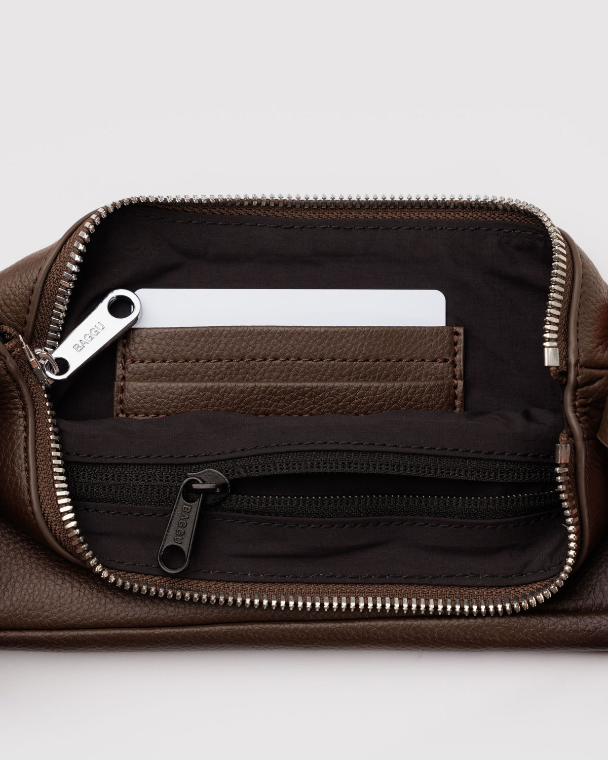 RECYCLED LEATHER POCHETTE