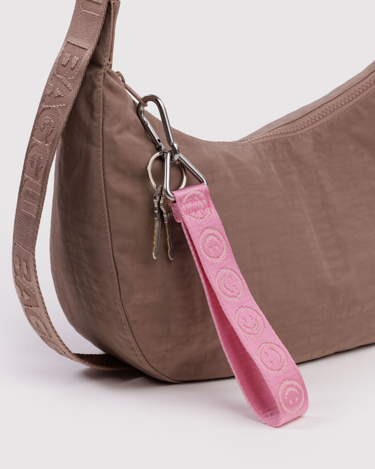LOGO KEYCHAIN