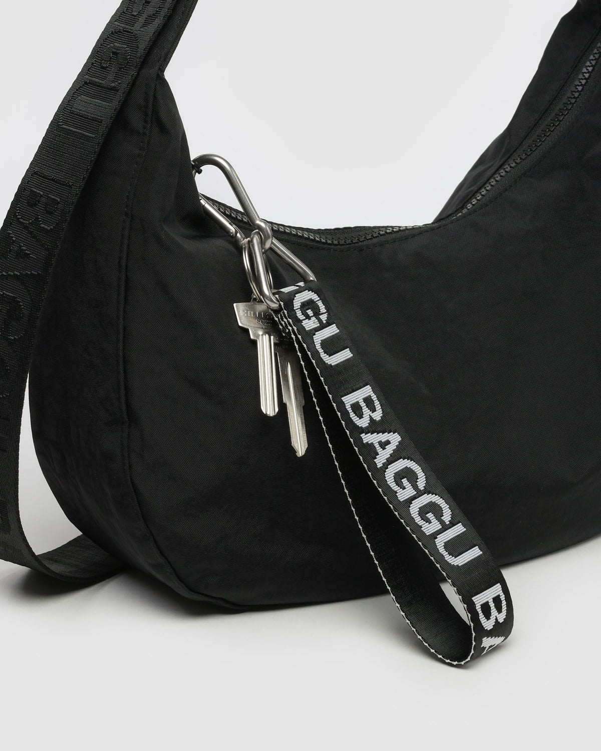 LOGO KEYCHAIN