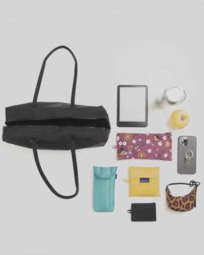 MEDIUM NYLON BOWLER BAG