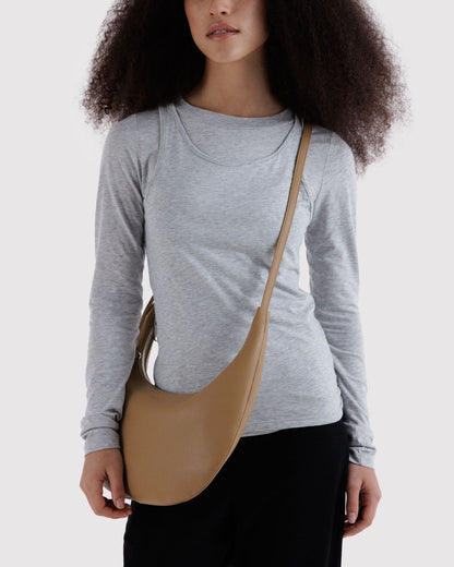 MEDIUM RECYCLED LEATHER FLAT CRESCENT