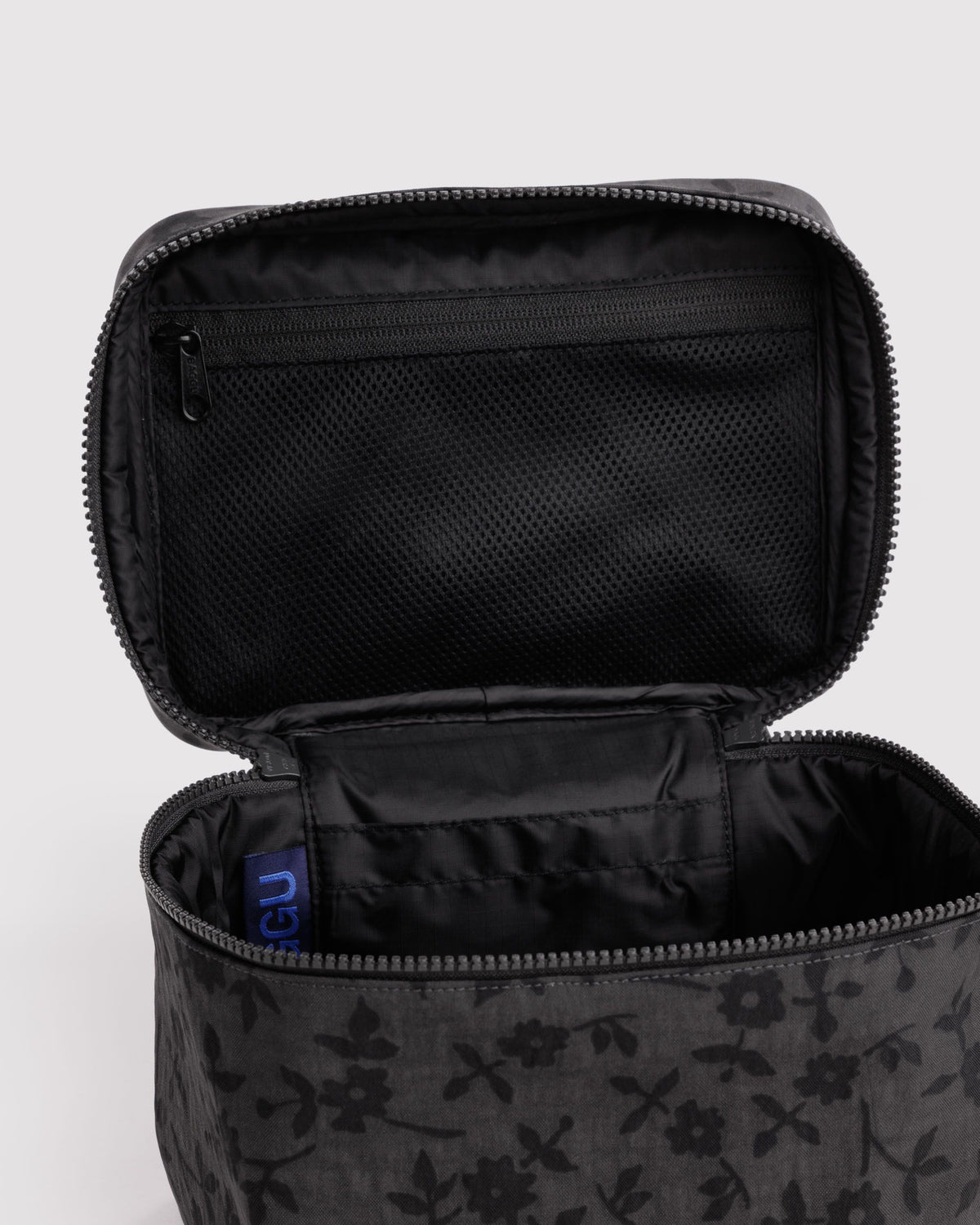 LARGE COSMETIC CASE