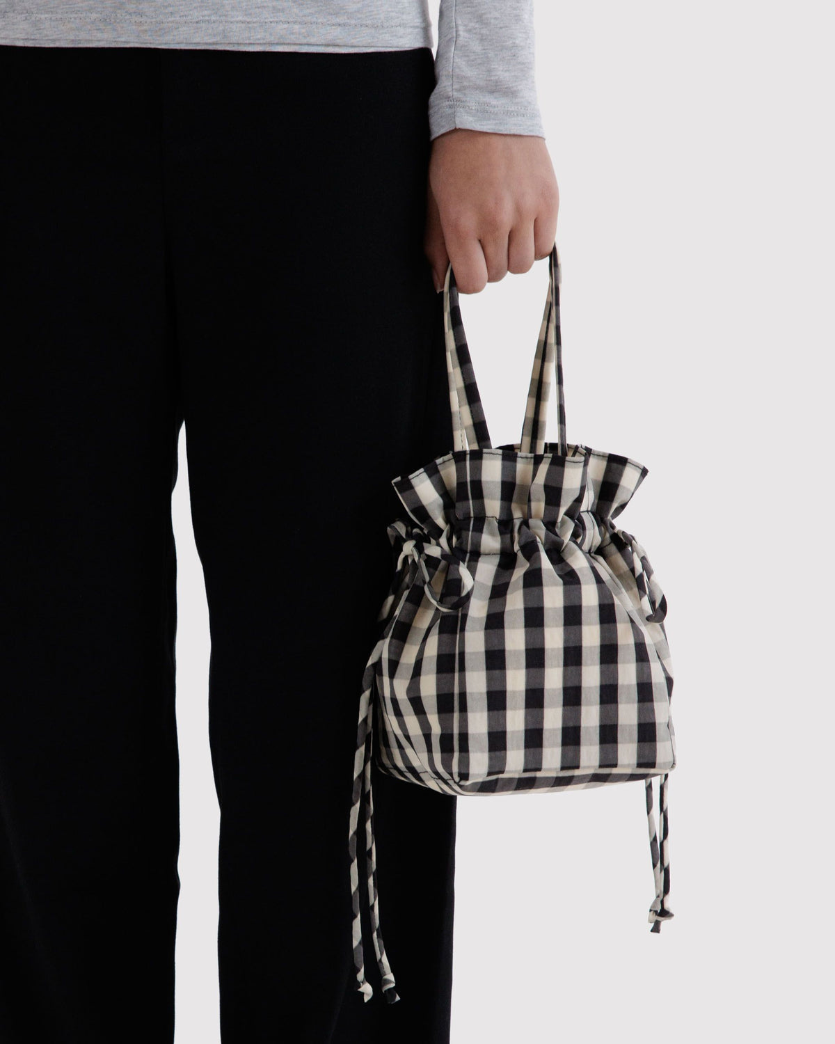 NYLON DRAWSTRING BAG