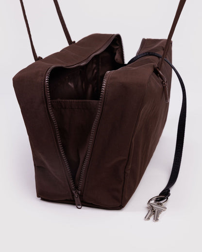 MEDIUM NYLON BOWLER BAG