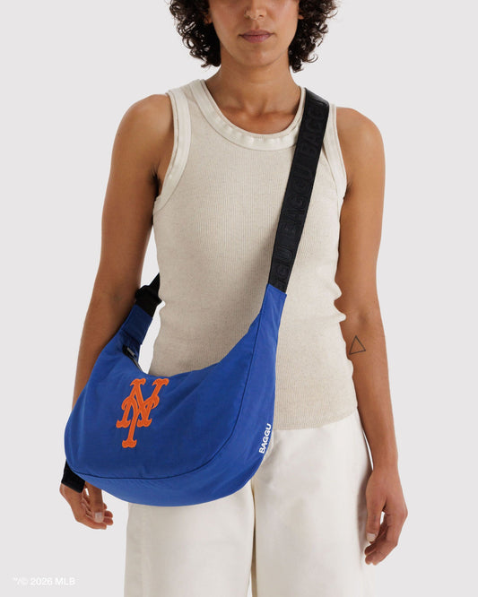 MEDIUM NYLON CRESCENT BAG