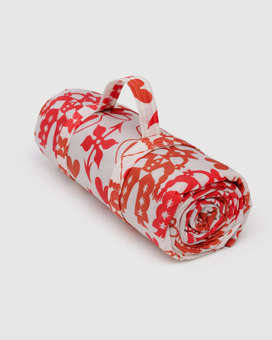 PUFFY PICNIC BLANKET