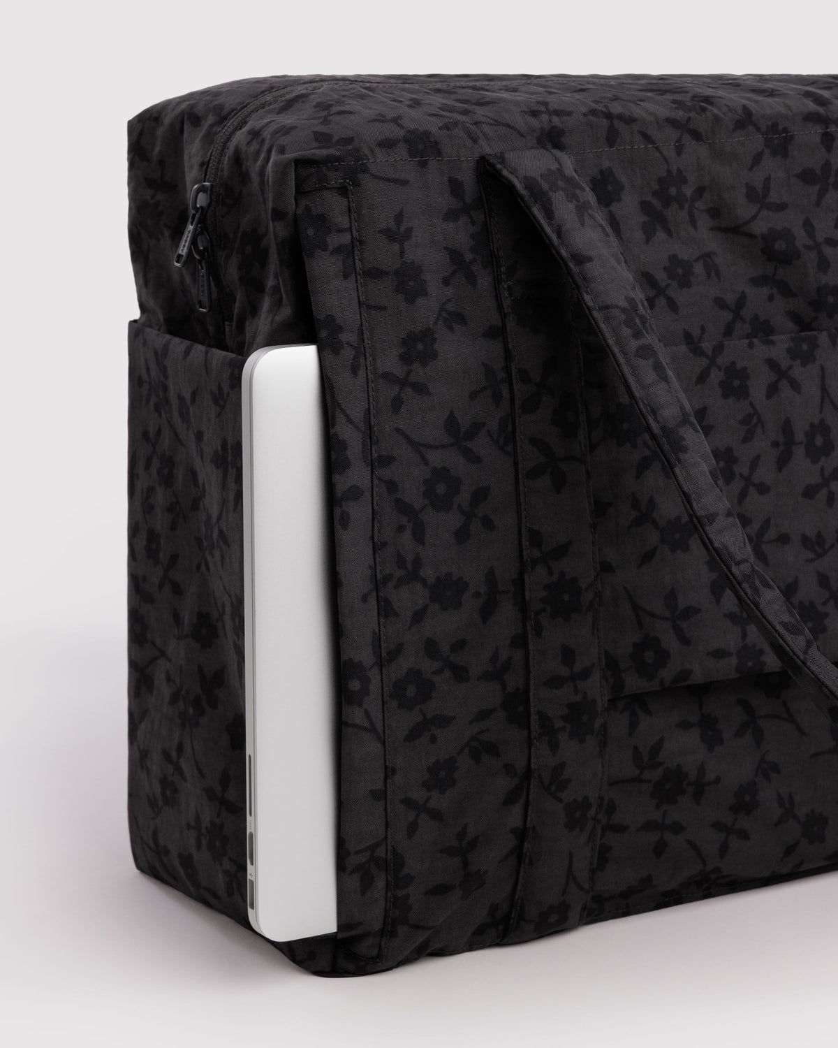 CLOUD CARRY-ON