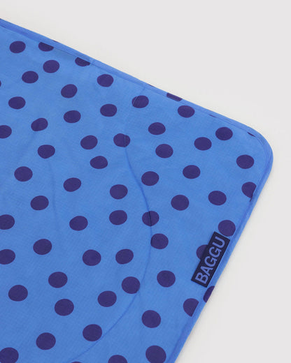 PUFFY PICNIC BLANKET