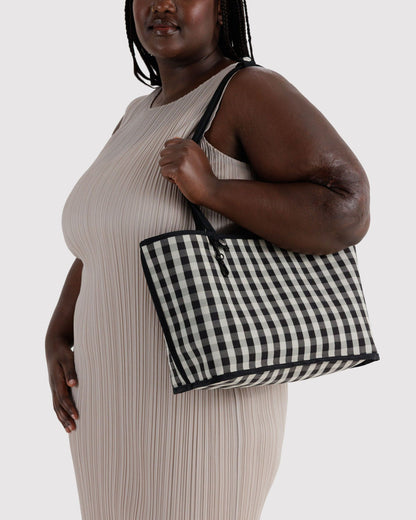MEDIUM NYLON REVERSIBLE TOTE