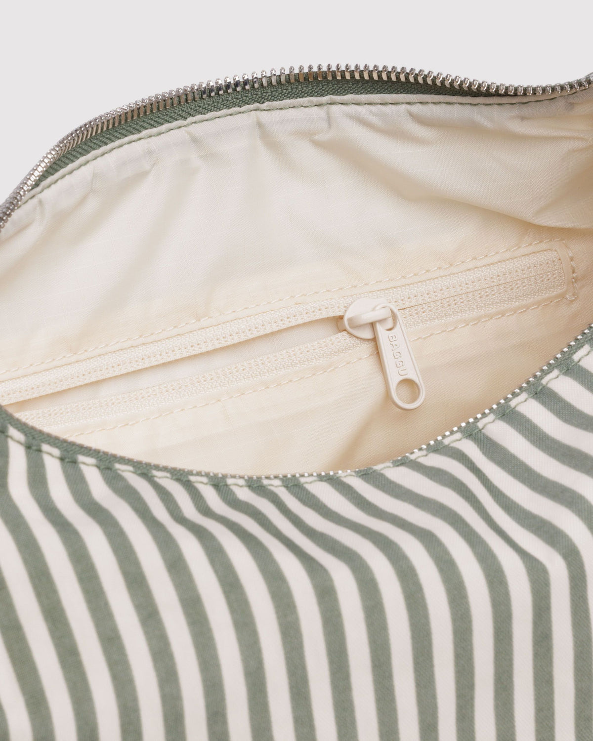 NYLON MERINGUE BAG