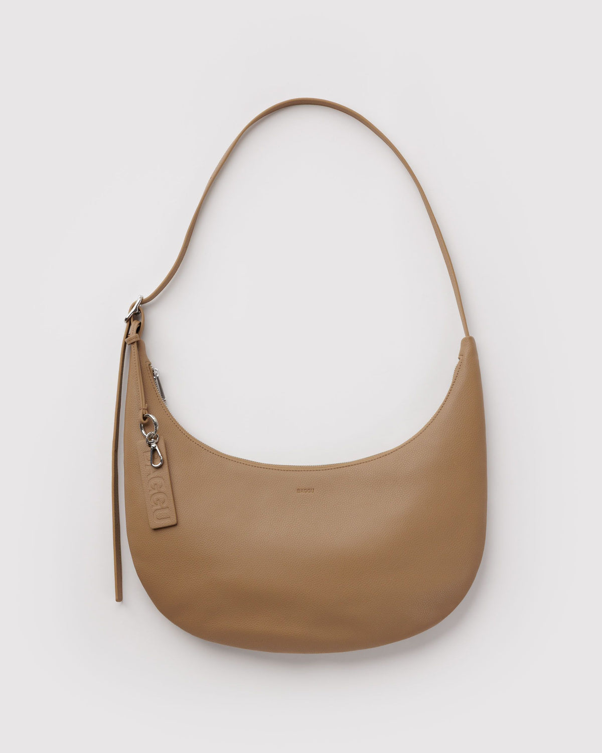 MEDIUM RECYCLED LEATHER FLAT CRESCENT