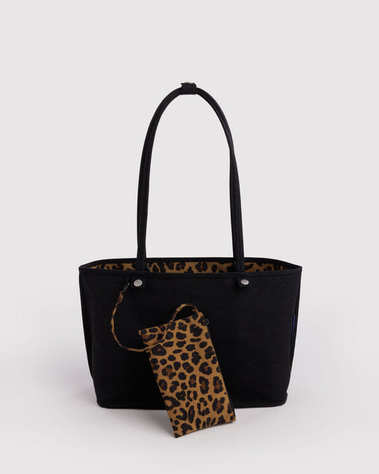 MEDIUM NYLON REVERSIBLE TOTE