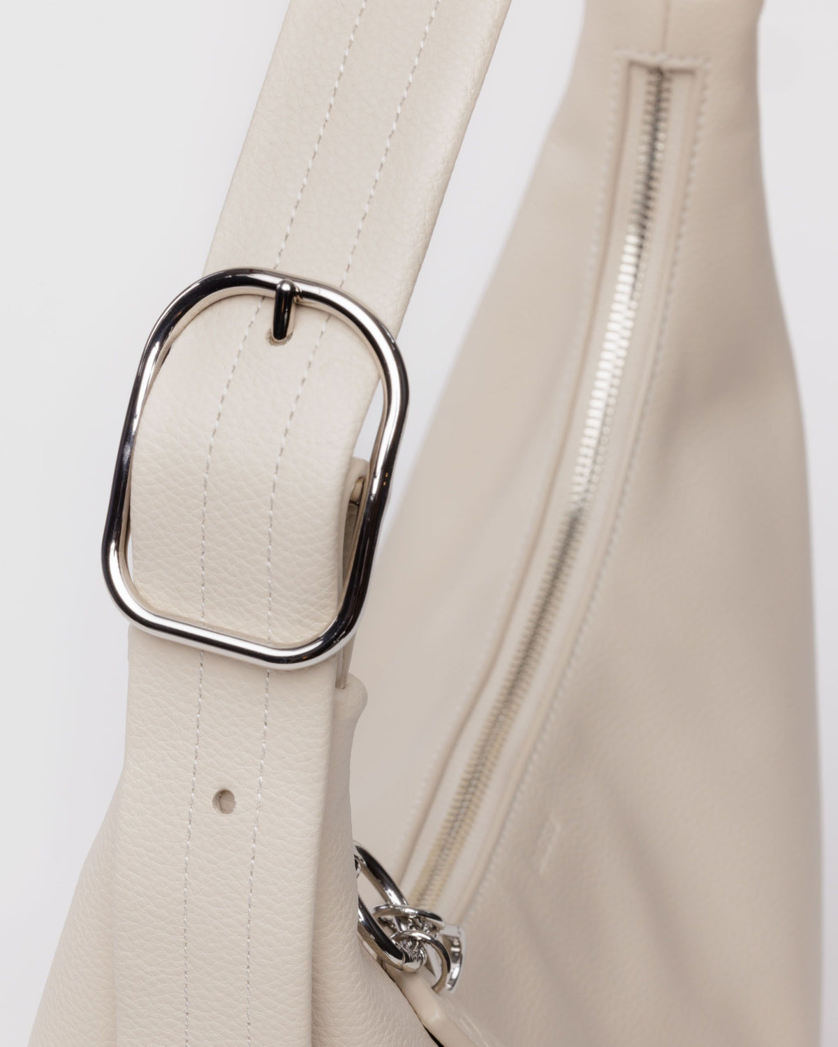 RECYCLED LEATHER SHOULDER BAG